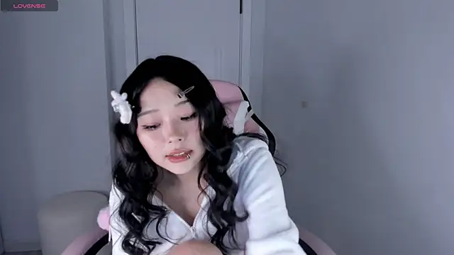 hee young11 online show from November 2025 05:34:02 PM