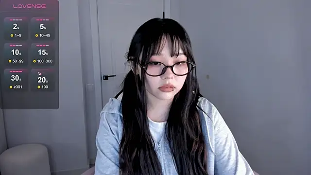 hee young11 online show from September 2025 08:03:02 PM
