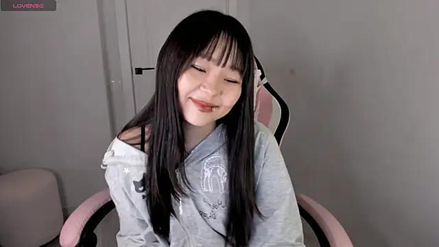 hee young11 online show from September 2025 04:42:01 PM