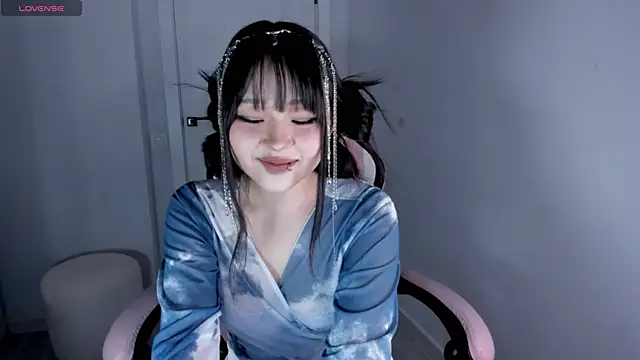 hee young11 online show from October 2025 05:35:02 PM