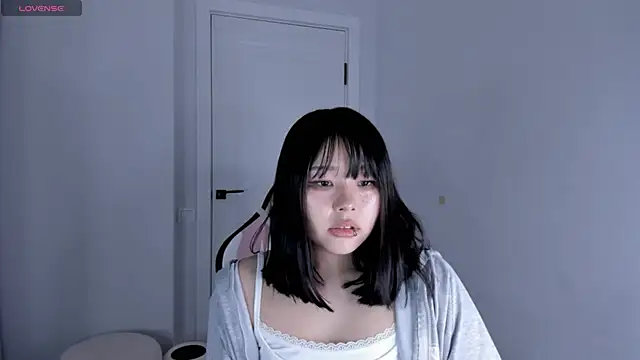 hee young11 online show from December 2025 06:57:02 PM