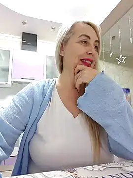 Snapshot of HotJanet chatting on February 2025 03:27:01 PM HotJanet online show from February 2025 03:27:01 PM