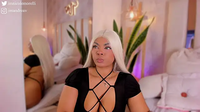 Nicolemorelli2 online show from November 2025 11:36:02 AM