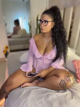 Snapshot of Nicolemorelli2 chatting on June 2026 01:12:02 PM Nicolemorelli2 online show from June 2026 01:12:02 PM