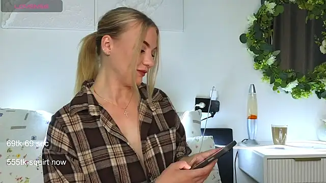 Maria Shy online show from September 2025 09:08:01 AM