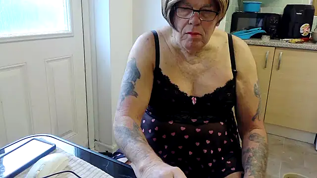 samanthasissieuk online show from March 2026 08:00:02 AM