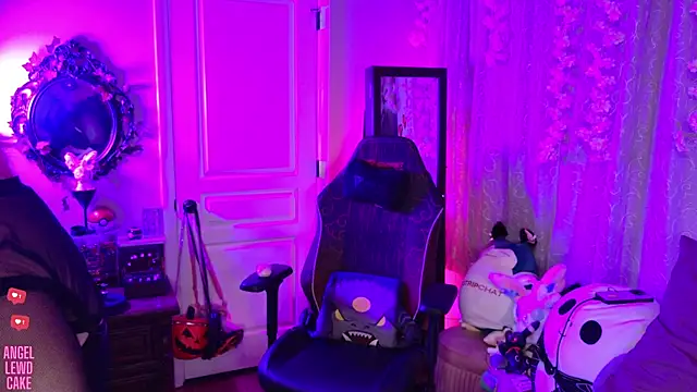 Snapshot of Angel-Lewd-Cake chatting on July 2026 03:42:02 PM Angel-Lewd-Cake online show from July 2026 03:42:02 PM