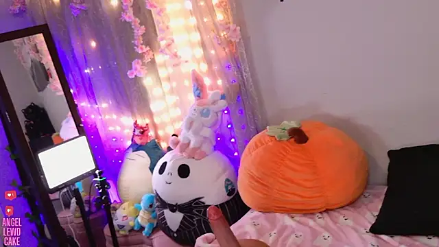 Angel-Lewd-Cake online show from March 2026 01:20:01 PM