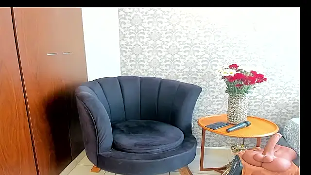 mabelsaravia online show from January 2026 06:36:01 PM