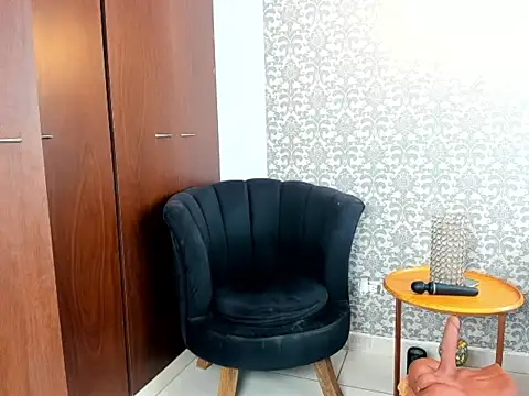 mabelsaravia online show from February 2026 06:18:02 PM