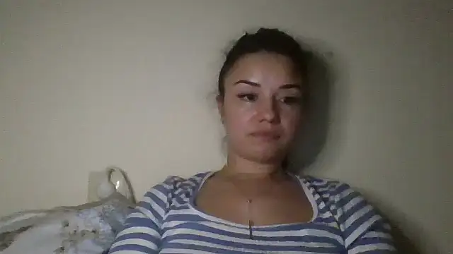 Linusya online show from November 2025 04:12:01 PM