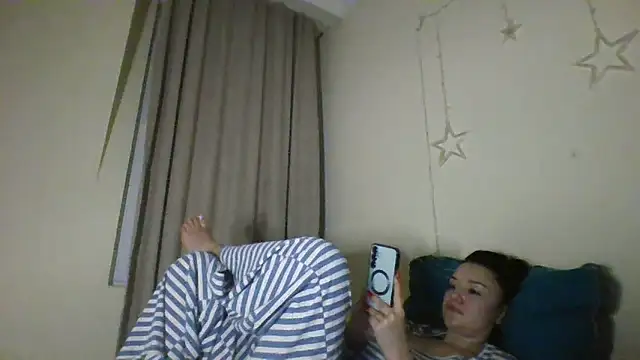 Linusya online show from February 2026 05:13:02 PM