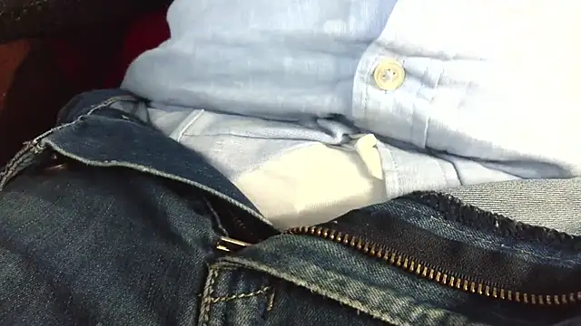 smoothandtiny online show from November 2025 08:47:01 AM