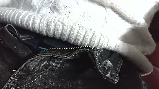 smoothandtiny online show from April 2026 06:48:01 AM