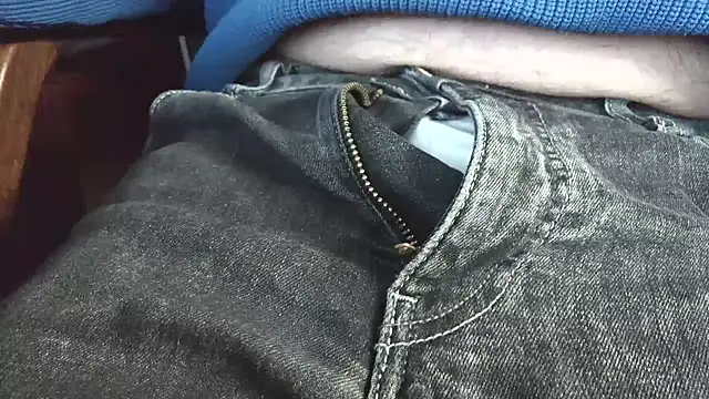 smoothandtiny online show from January 2026 08:10:01 AM