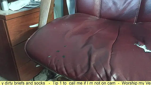 smoothandtiny online show from October 2025 06:29:02 AM