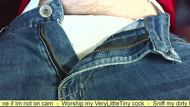 smoothandtiny online show from November 2025 08:07:02 AM