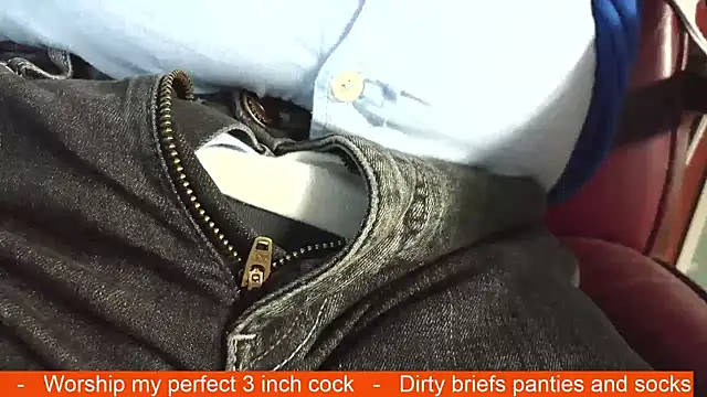 smoothandtiny online show from December 2025 07:38:01 PM