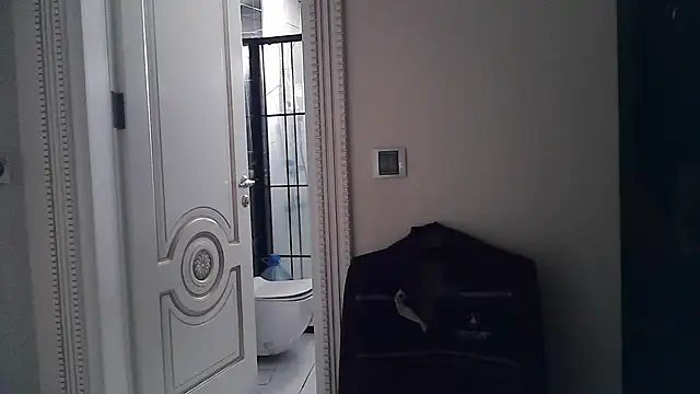 KIZLAZIMYaa online show from April 2026 11:22:02 AM