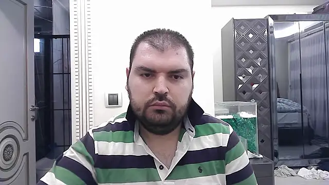 Snapshot of KIZLAZIMYaa chatting on January 2025 08:04:01 AM KIZLAZIMYaa online show from January 2025 08:04:01 AM