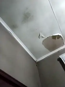 Snapshot of MATUREBUSSTY chatting on October 2025 03:40:02 AM MATUREBUSSTY online show from October 2025 03:40:02 AM