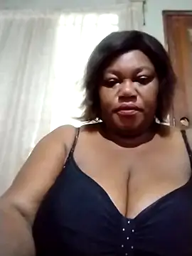 Snapshot of MATUREBUSSTY chatting on October 2025 02:54:02 AM MATUREBUSSTY online show from October 2025 02:54:02 AM