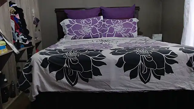 MATUREBUSSTY online show from January 2026 03:43:02 AM