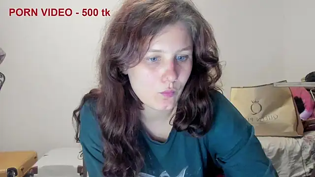 Snapshot of Charlotte_wow chatting on June 2026 08:18:02 PM Charlotte wow online show from June 2026 08:18:02 PM