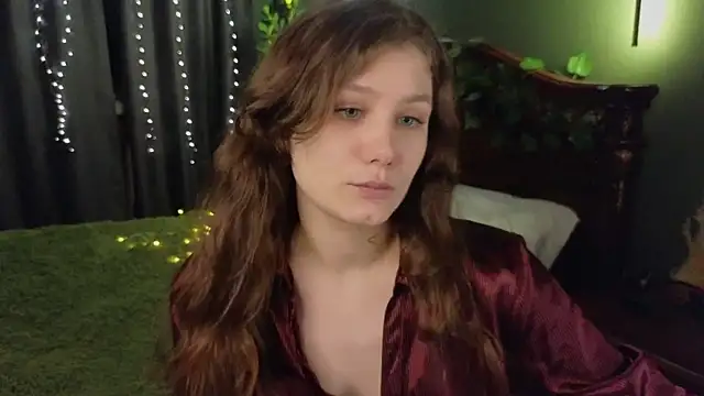 Snapshot of Charlotte_wow chatting on February 2025 09:17:02 PM Charlotte wow online show from February 2025 09:17:02 PM