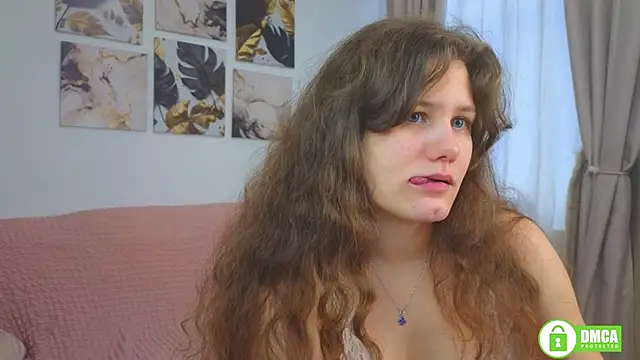 Snapshot of Charlotte_wow chatting on September 2025 03:18:02 PM Charlotte wow online show from September 2025 03:18:02 PM