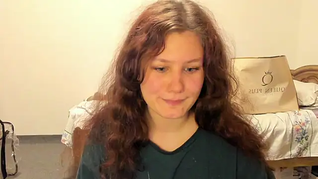 Snapshot of Charlotte_wow chatting on April 2026 08:48:01 PM Charlotte wow online show from April 2026 08:48:01 PM
