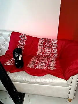 Alana Jones  online show from October 2025 12:50:02 PM