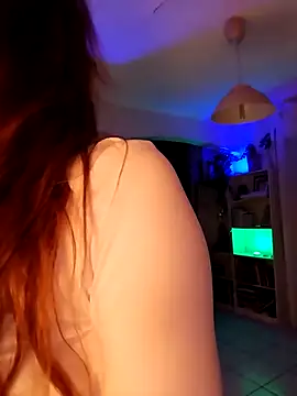 Luna Kitanna online show from January 2025 09:40:01 PM