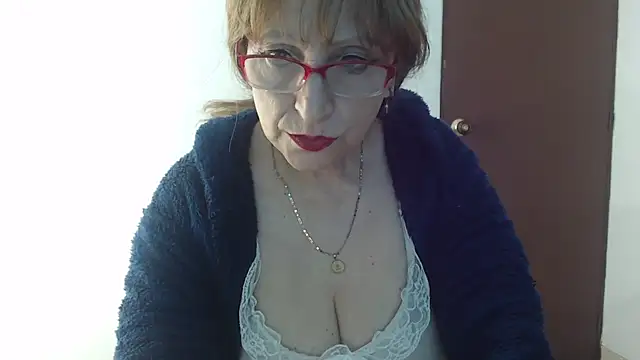 Snapshot of Lilly_macflyy chatting on October 2025 06:38:02 PM Lilly macflyy online show from October 2025 06:38:02 PM