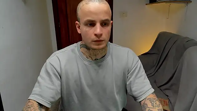 layneinchains online show from May 2026 01:45:01 PM