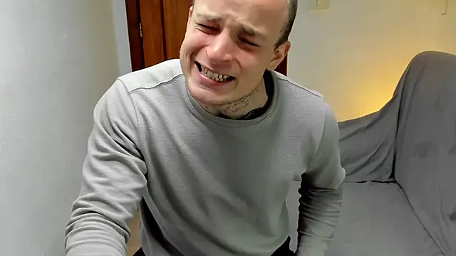 layneinchains online show from April 2026 01:04:02 PM