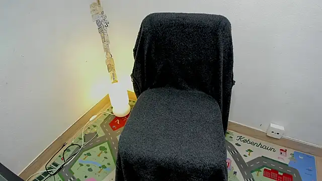 layneinchains online show from November 2025 10:19:01 AM