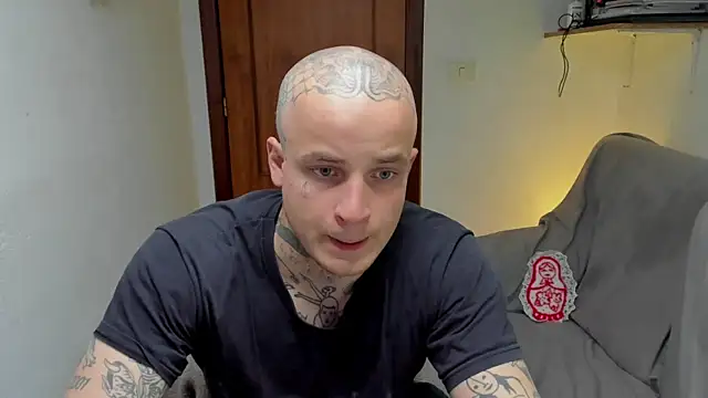 layneinchains online show from May 2026 12:42:02 PM
