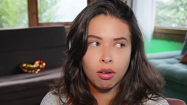 Kozzy  online show from February 2026 08:53:02 PM