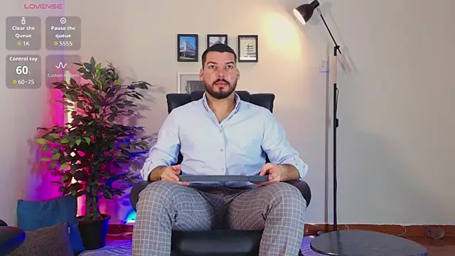 HenryBenso online show from October 2025 04:26:02 PM