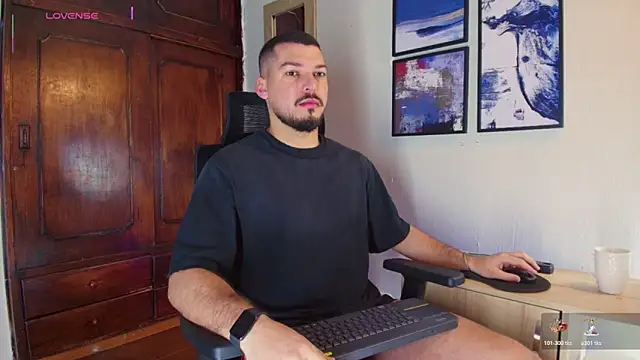 HenryBenso online show from November 2025 09:52:02 AM