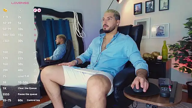 Snapshot of HenryBenso chatting on March 2026 06:11:01 PM HenryBenso online show from March 2026 06:11:01 PM