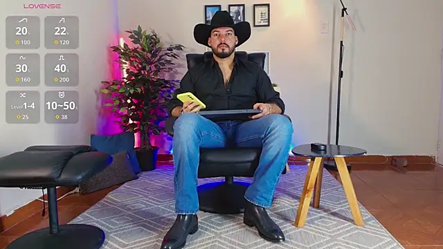HenryBenso online show from October 2025 05:46:02 PM