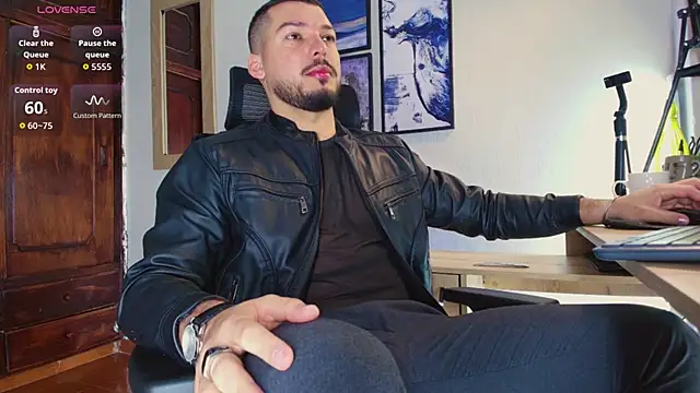 HenryBenso online show from November 2025 09:57:02 AM