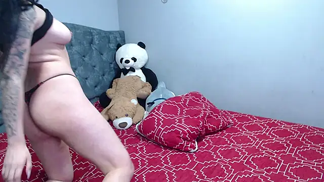 Snapshot of Gaby_foz chatting on September 2025 09:39:01 PM Gaby foz online show from September 2025 09:39:01 PM