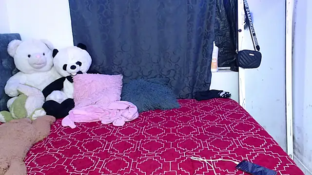 Snapshot of Gaby_foz chatting on January 2025 09:16:02 AM Gaby foz online show from January 2025 09:16:02 AM