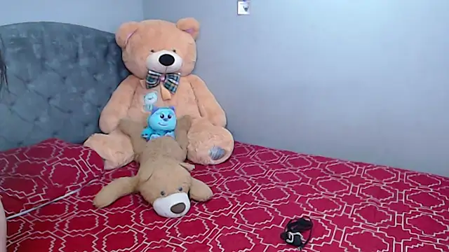 Gaby foz online show from May 2026 06:48:01 PM