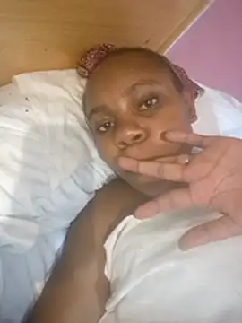 pinkiechebet online show from February 2026 11:55:02 PM