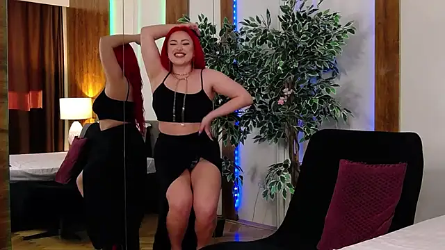 EmyHilton online show from April 2026 05:42:01 AM