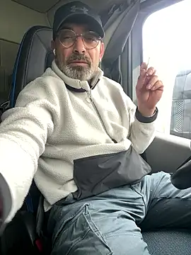 dzhakar online show from January 2026 12:01:01 PM